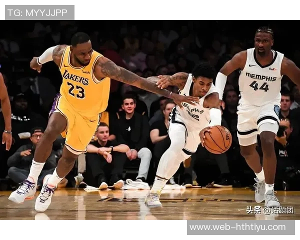 雷迪克透露詹姆斯与教练进行1对1训练或将加入南湾湖人队训练